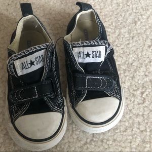 Converse. Black ~~ Size 7